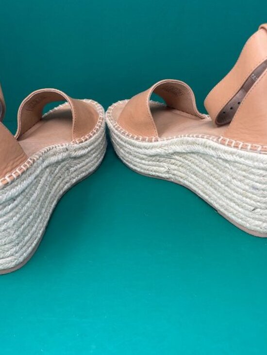 Soludos Montauk Wedge in Camel | REVOLVE Soludos | Montauk Wedge in Camel